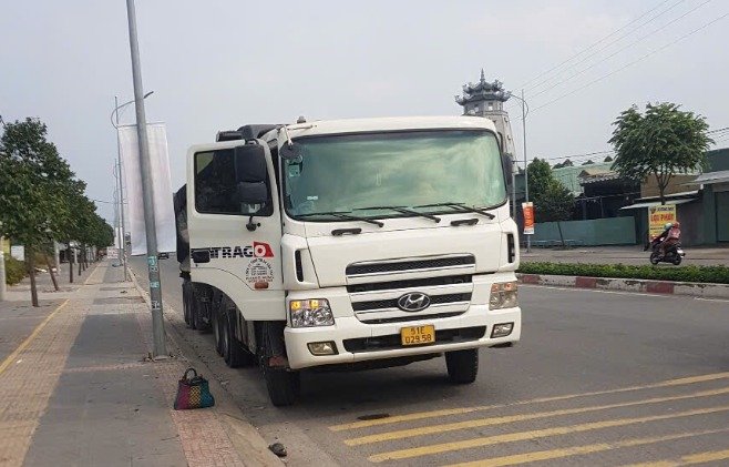 Phim Cách Nhiệt M-850 - Kính Lái Phản Quang Ánh Vàng