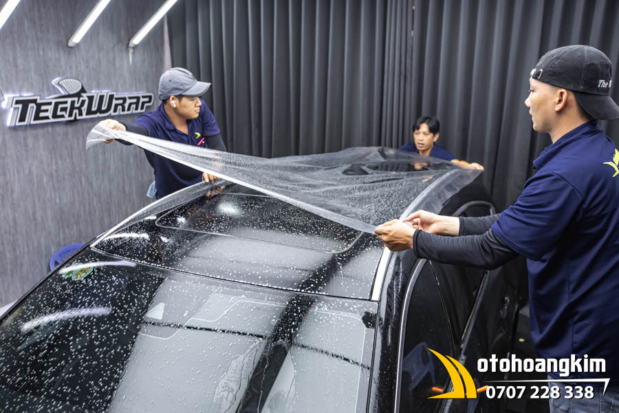 Lớp phim PPF được ví như "áo giáp" bảo vệ lớp sơn zin hoàn hảo