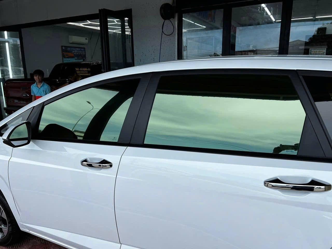 Kính sườn tầm trung màu xanh tráng gương mã N005 Kính sườn màu xanh tráng gương N005 — hình 2