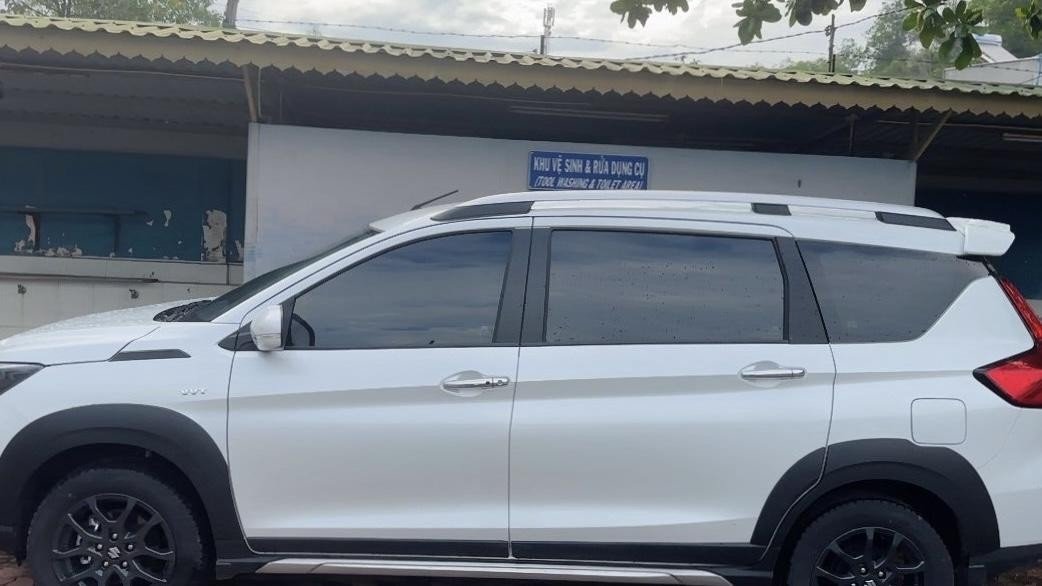 Kính sườn tầm trung màu đen vừa mã ATR15 Kính sườn màu đen vừa ATR15